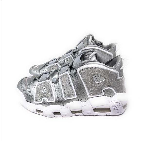 New Women’s Size 8 Nike Air More Uptempo Silver - Picture 3 of 7